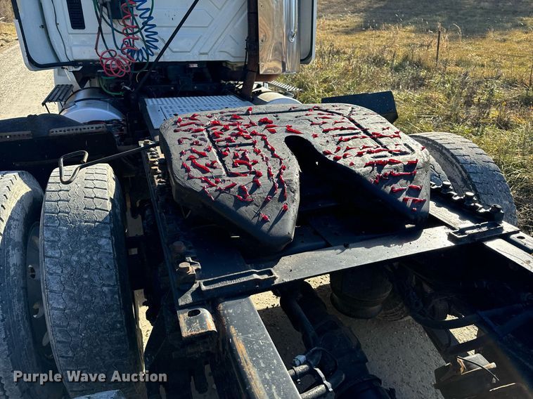 image for item NM9193 2012 International TranStar 8600 semi truck