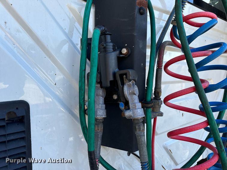 image for item NM9193 2012 International TranStar 8600 semi truck