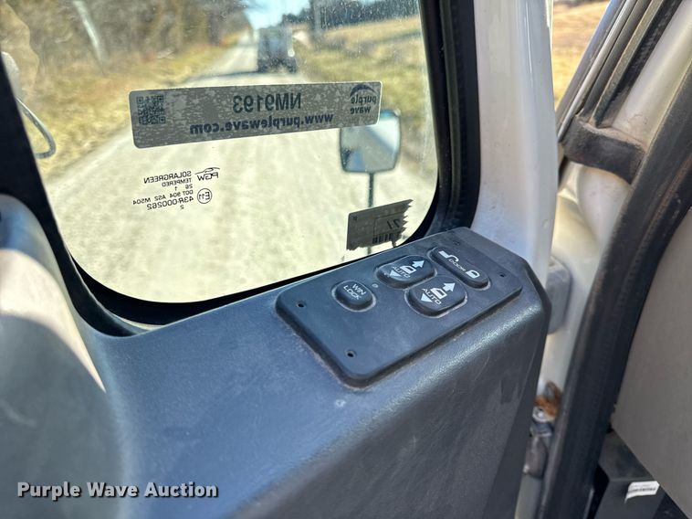 image for item NM9193 2012 International TranStar 8600 semi truck