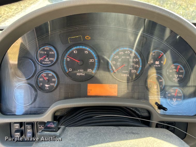 image for item NM9193 2012 International TranStar 8600 semi truck