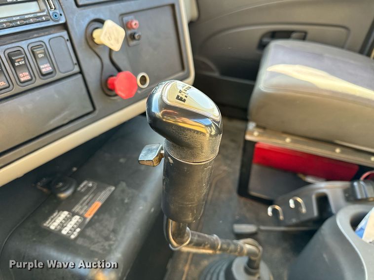 image for item NM9193 2012 International TranStar 8600 semi truck