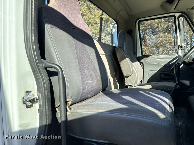 image for item NM9193 2012 International TranStar 8600 semi truck