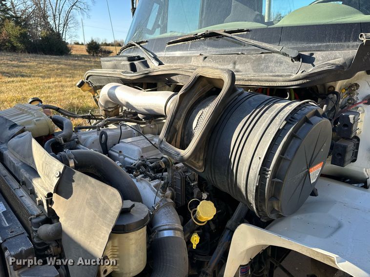 image for item NM9193 2012 International TranStar 8600 semi truck