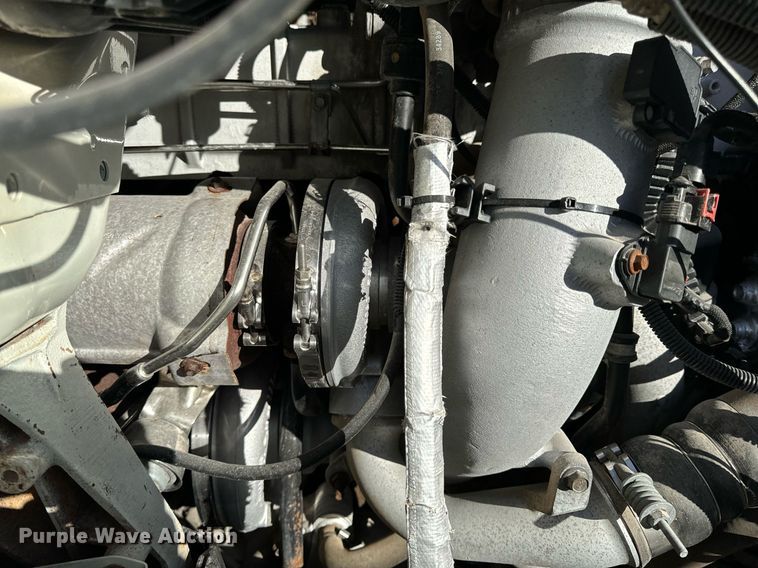 image for item NM9193 2012 International TranStar 8600 semi truck