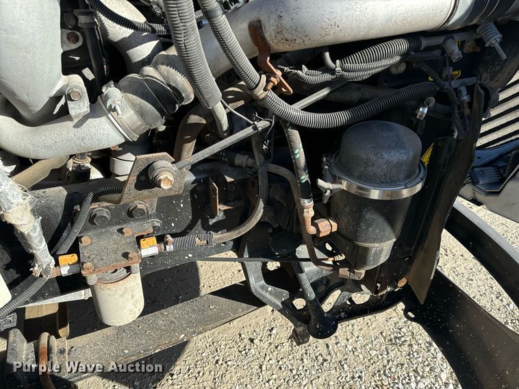 image for item NM9193 2012 International TranStar 8600 semi truck