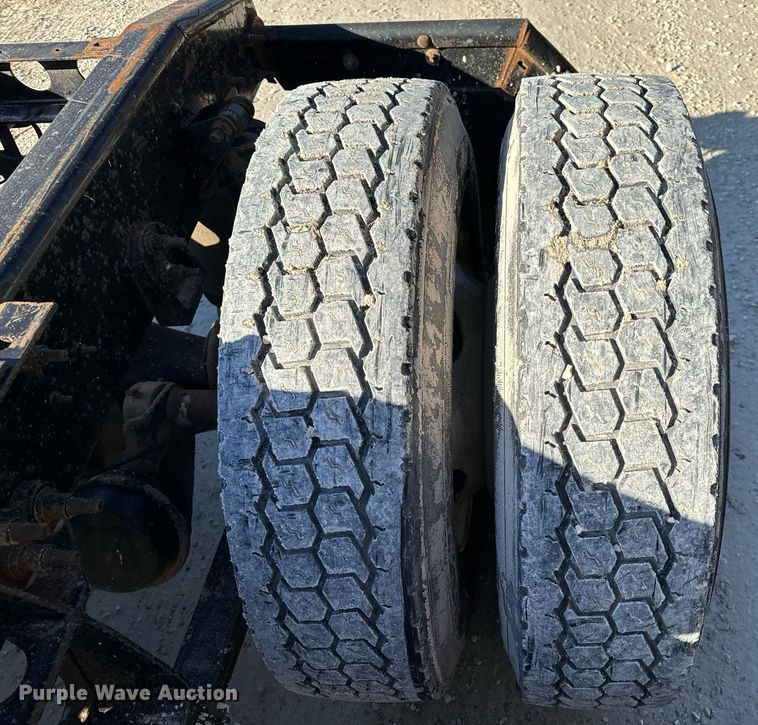 image for item NM9193 2012 International TranStar 8600 semi truck