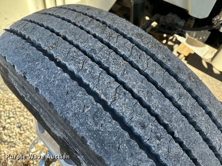 image for item NM9193 2012 International TranStar 8600 semi truck