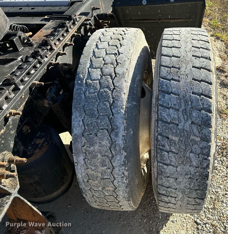 image for item NM9193 2012 International TranStar 8600 semi truck