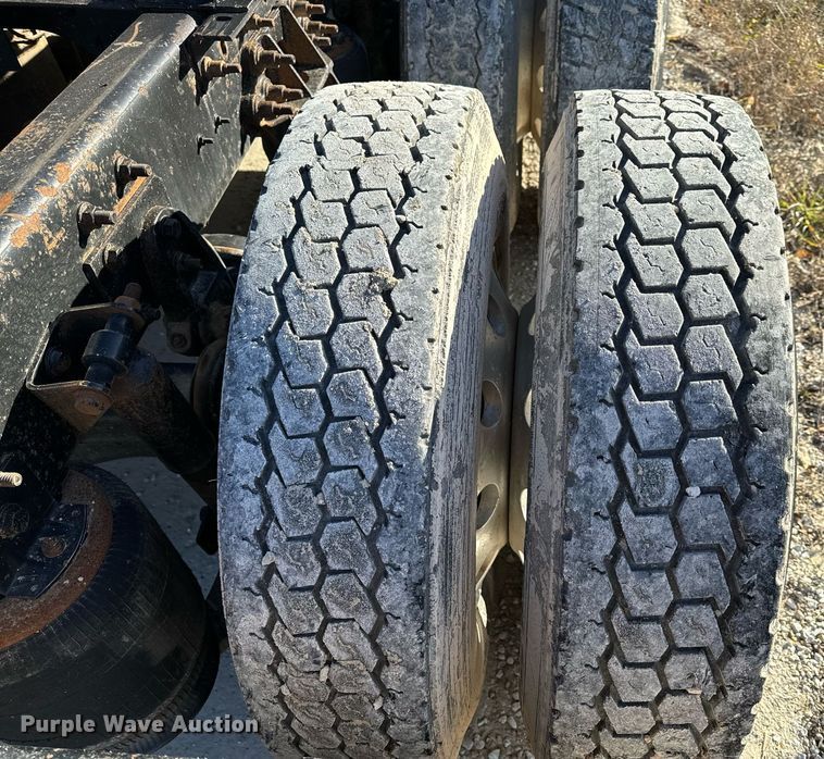 image for item NM9193 2012 International TranStar 8600 semi truck