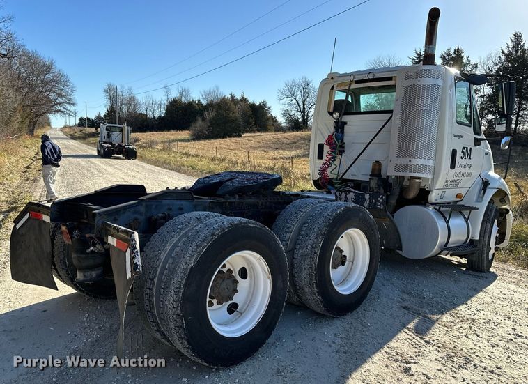 image for item NM9194 2011 International TranStar 8600 semi truck