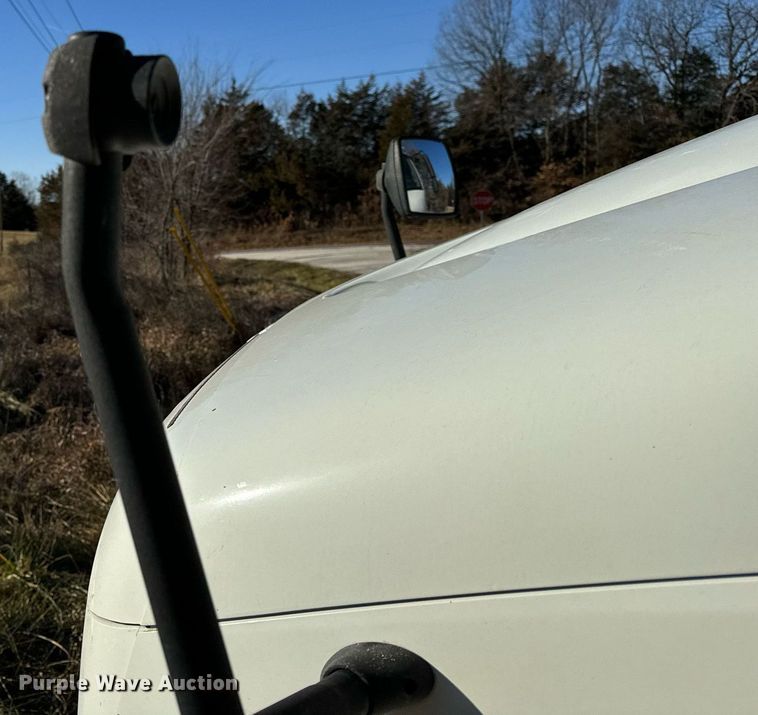 image for item NM9194 2011 International TranStar 8600 semi truck