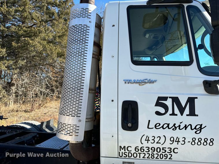 image for item NM9194 2011 International TranStar 8600 semi truck