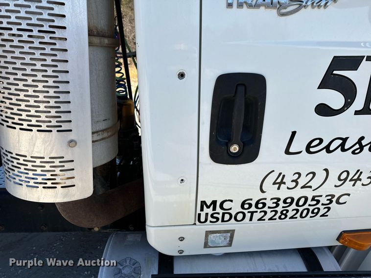 image for item NM9194 2011 International TranStar 8600 semi truck