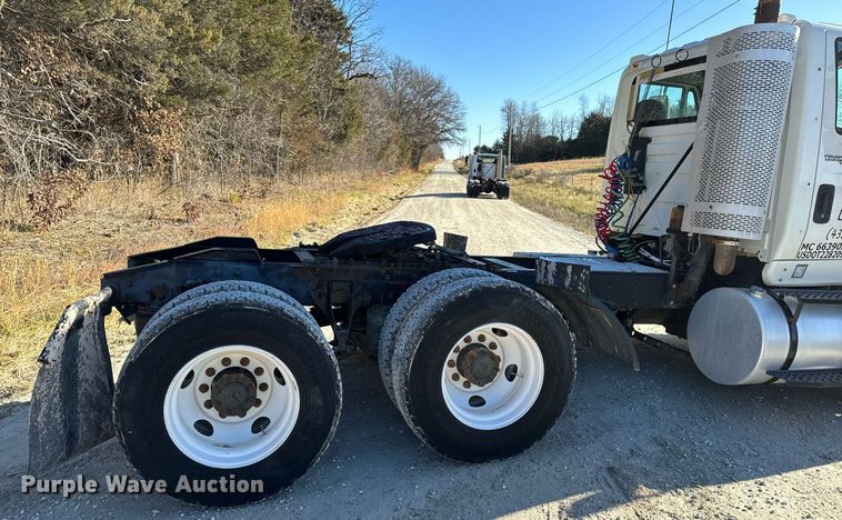 image for item NM9194 2011 International TranStar 8600 semi truck