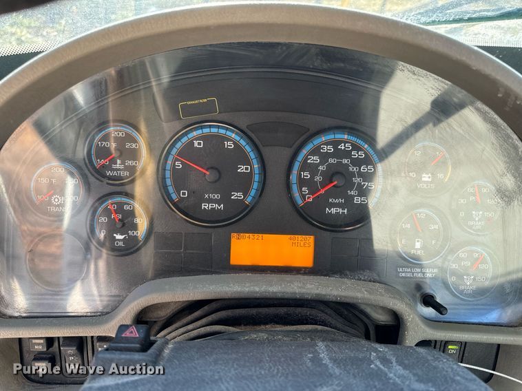 image for item NM9194 2011 International TranStar 8600 semi truck