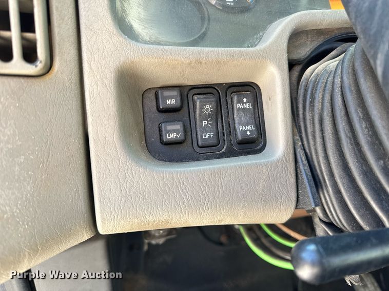 image for item NM9194 2011 International TranStar 8600 semi truck