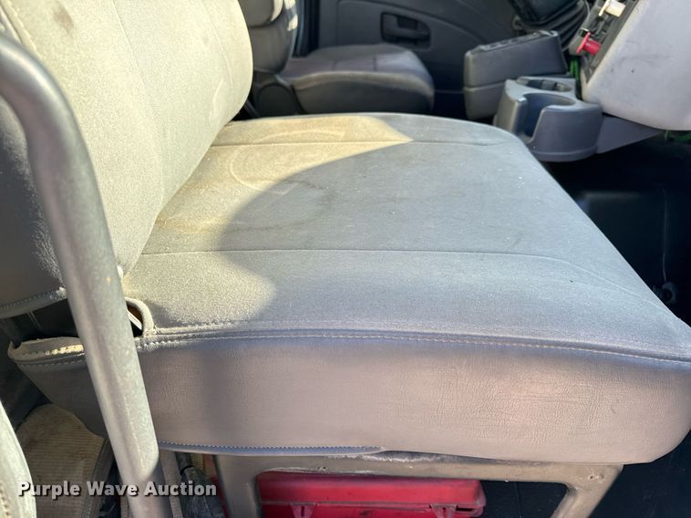 image for item NM9194 2011 International TranStar 8600 semi truck