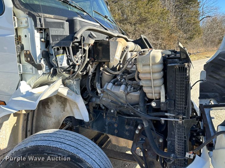 image for item NM9194 2011 International TranStar 8600 semi truck