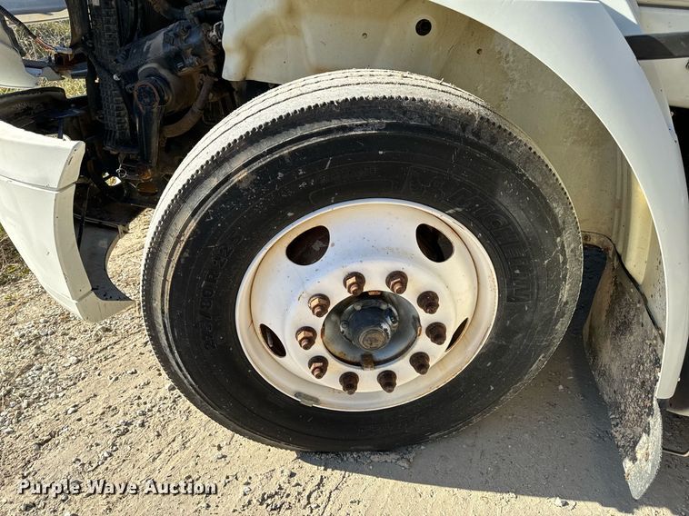 image for item NM9194 2011 International TranStar 8600 semi truck