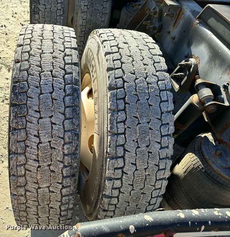 image for item NM9194 2011 International TranStar 8600 semi truck