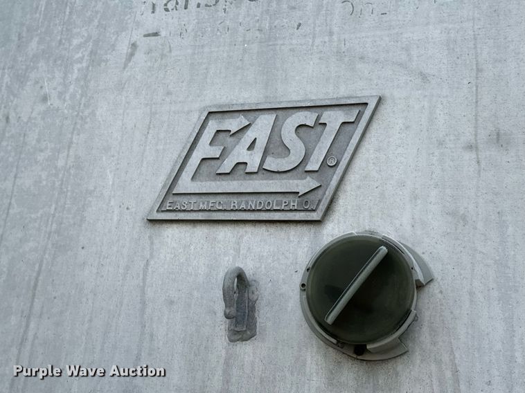 image for item NM9209 1998 East end dump trailer