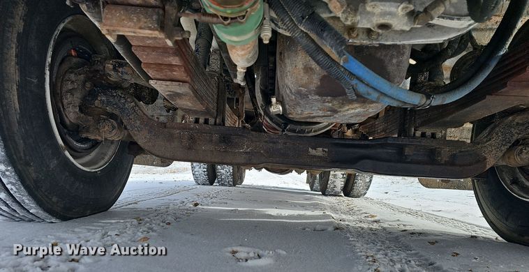 image for item NP9308 1997 Peterbilt 357 semi truck