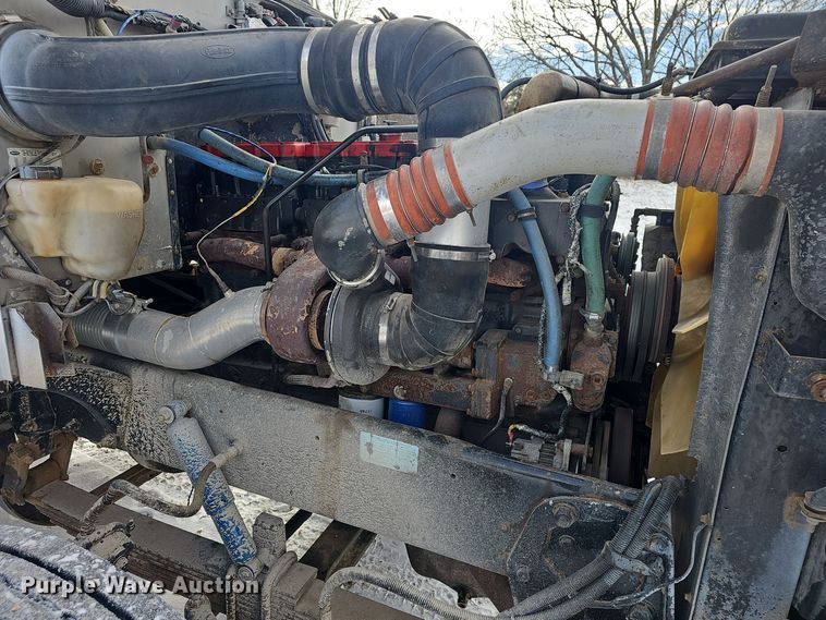 image for item NP9308 1997 Peterbilt 357 semi truck