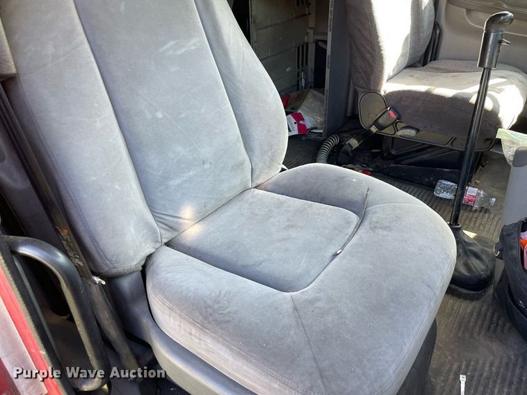 image for item NX9772 2006 Freightliner Columbia semi truck