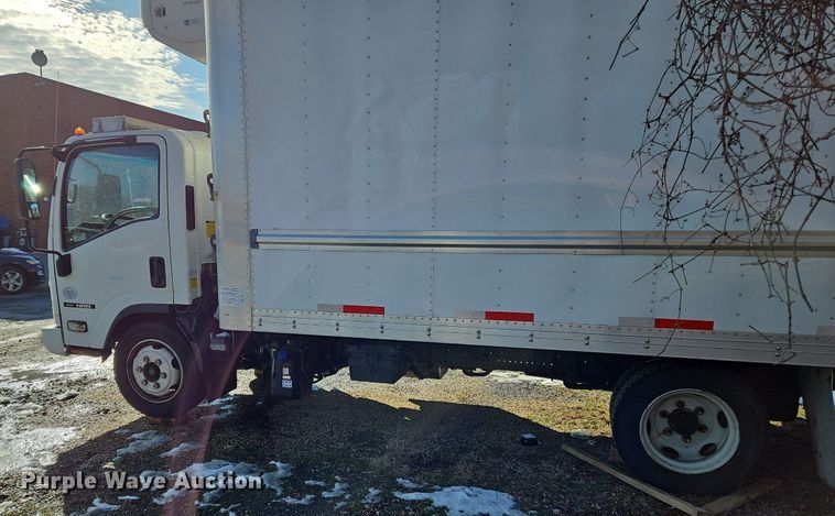 image for item NZ9129 2017 Izuzu NPR  refrigerated truck