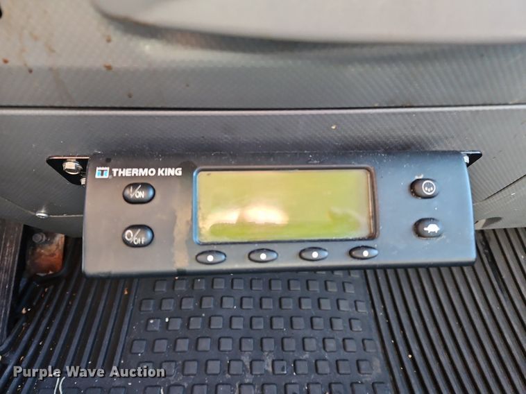 image for item NZ9129 2017 Izuzu NPR  refrigerated truck