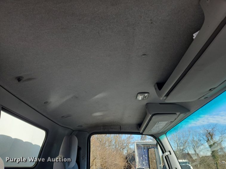 image for item NZ9129 2017 Izuzu NPR  refrigerated truck