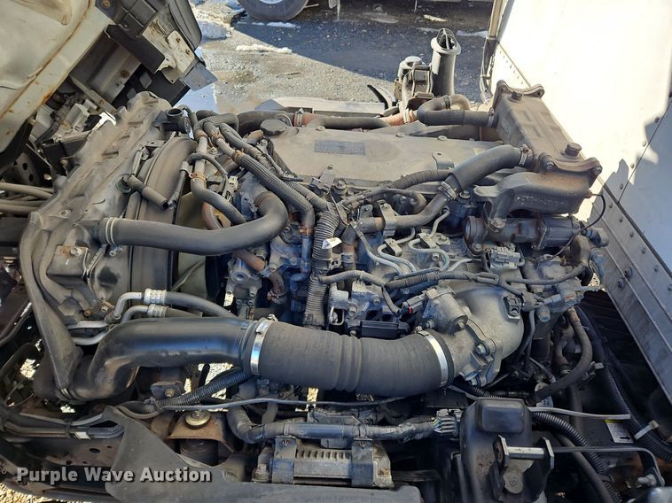 image for item NZ9129 2017 Izuzu NPR  refrigerated truck