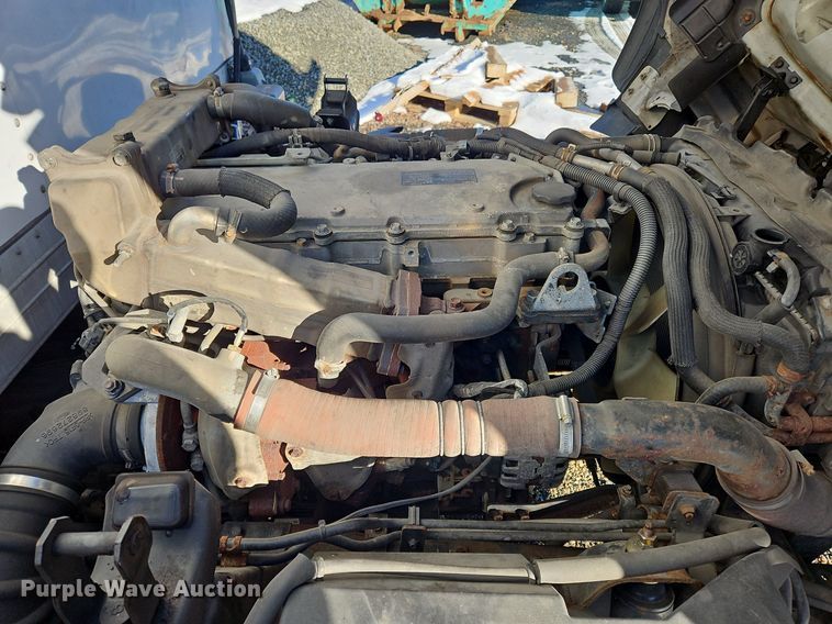 image for item NZ9129 2017 Izuzu NPR  refrigerated truck