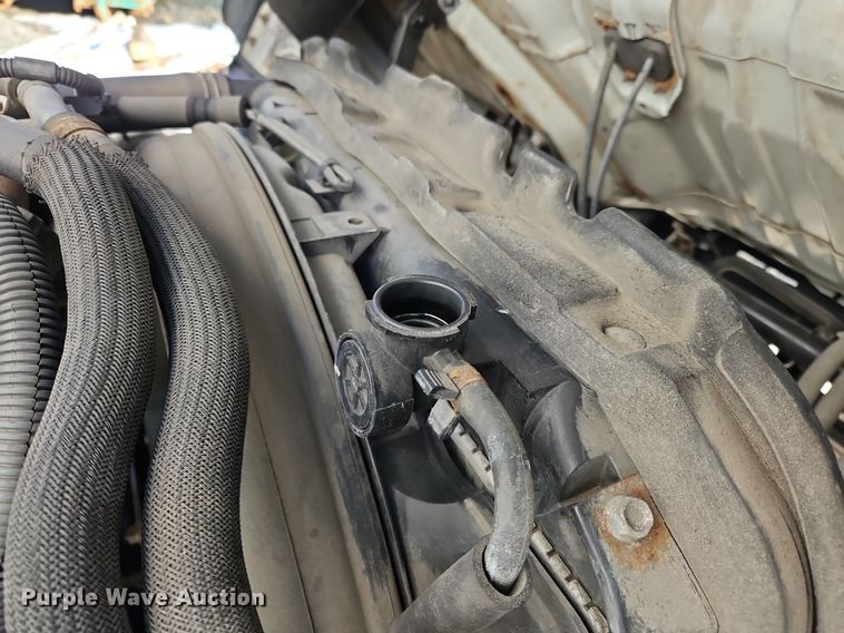 image for item NZ9129 2017 Izuzu NPR  refrigerated truck