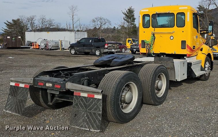 image for item NZ9131 2019 Kenworth  T680 semi truck