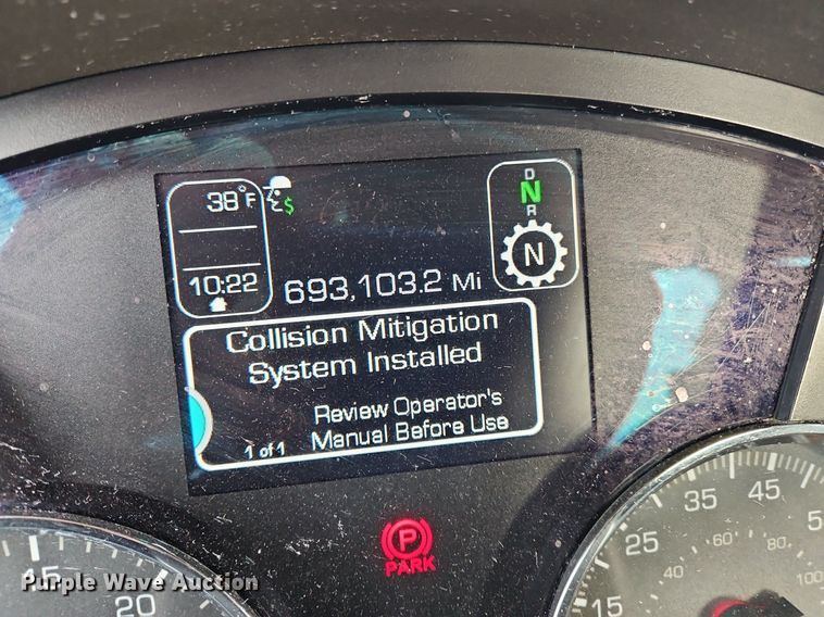 image for item NZ9131 2019 Kenworth  T680 semi truck