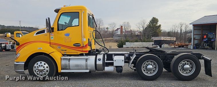 image for item NZ9132 2019 Kenworth  T680  semi truck