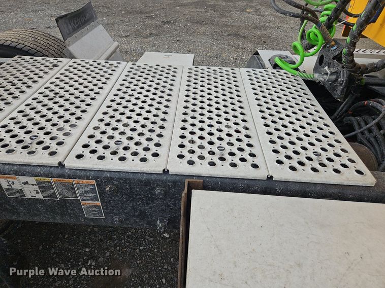 image for item NZ9133 2019 Kenworth  T680 semi truck