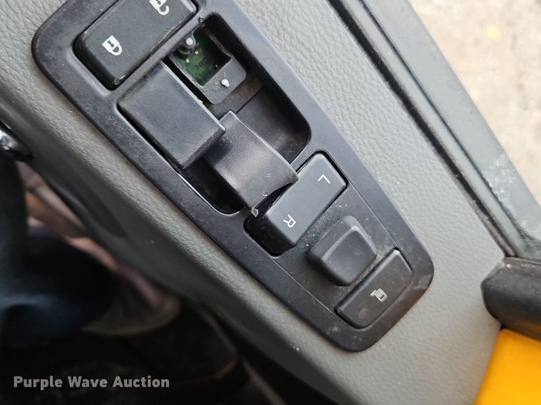 image for item NZ9133 2019 Kenworth  T680 semi truck