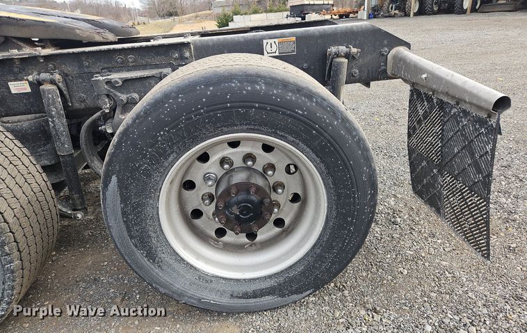 image for item NZ9133 2019 Kenworth  T680 semi truck