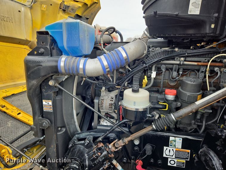 image for item NZ9135 2019 Kenworth  T680 semi truck