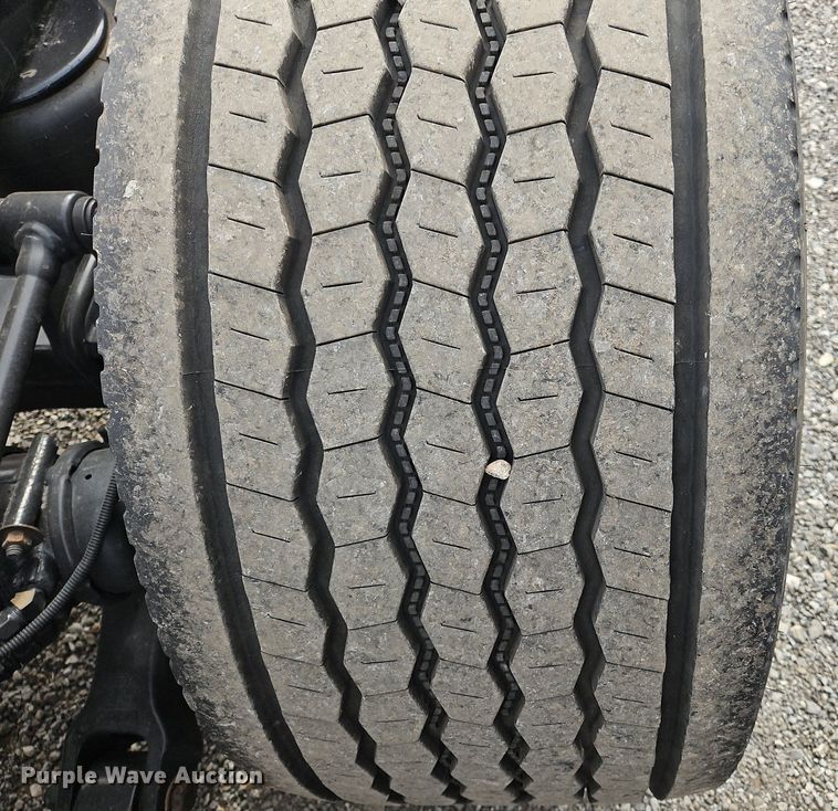 image for item NZ9135 2019 Kenworth  T680 semi truck