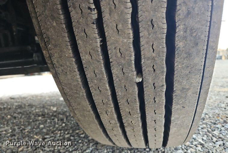 image for item NZ9137 2020 Kenworth  T680 semi truck