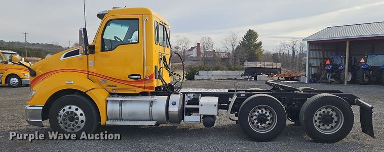 image for item NZ9138 2019 Kenworth T680 semi truck
