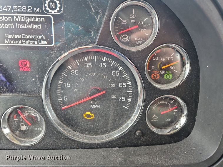 image for item NZ9139 2020 Kenworth T680 semi truck