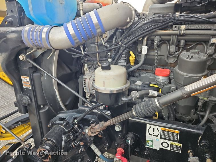 image for item NZ9139 2020 Kenworth T680 semi truck