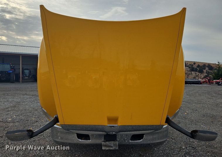 image for item NZ9140 2019 Kenworth T680 semi truck