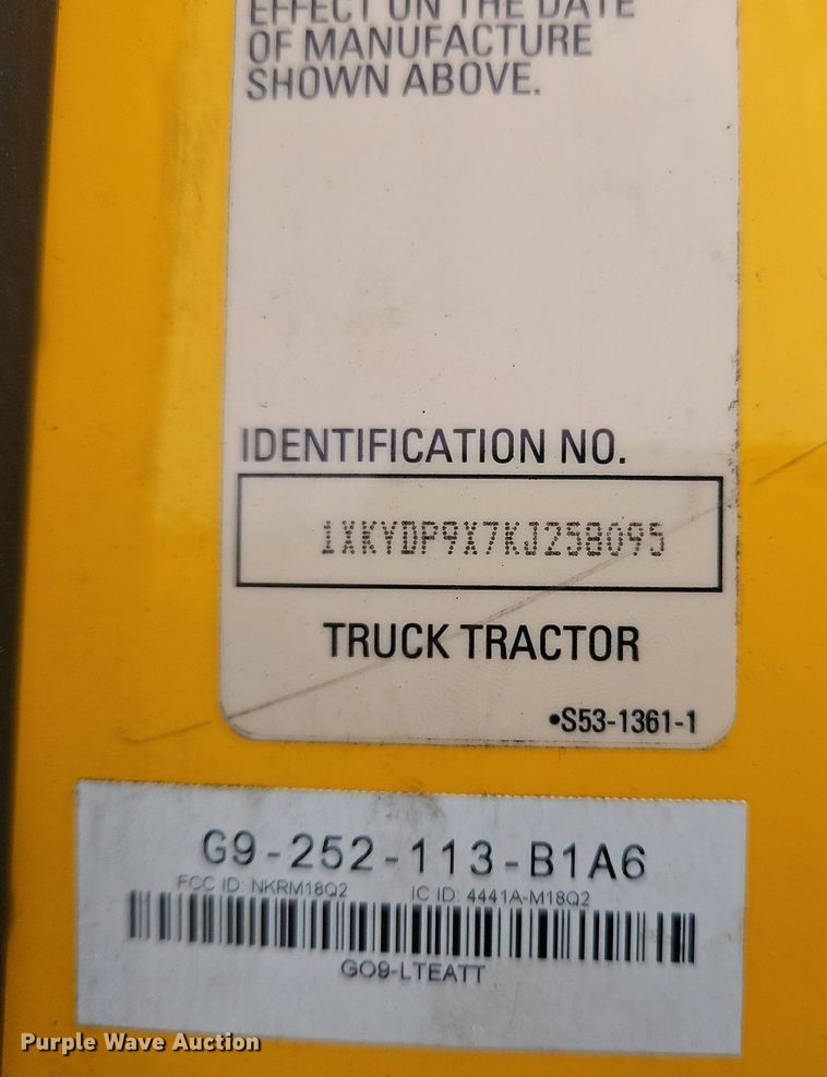 image for item NZ9142 2019 Kenworth  T680 semi truck