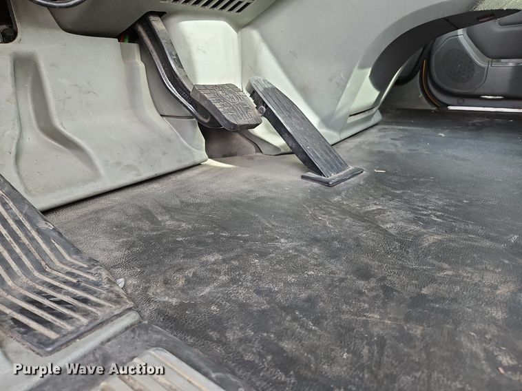 image for item NZ9144 2019 Kenworth T680 semi truck