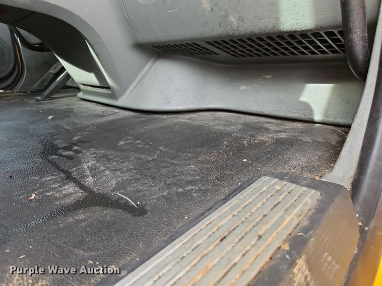 image for item NZ9144 2019 Kenworth T680 semi truck